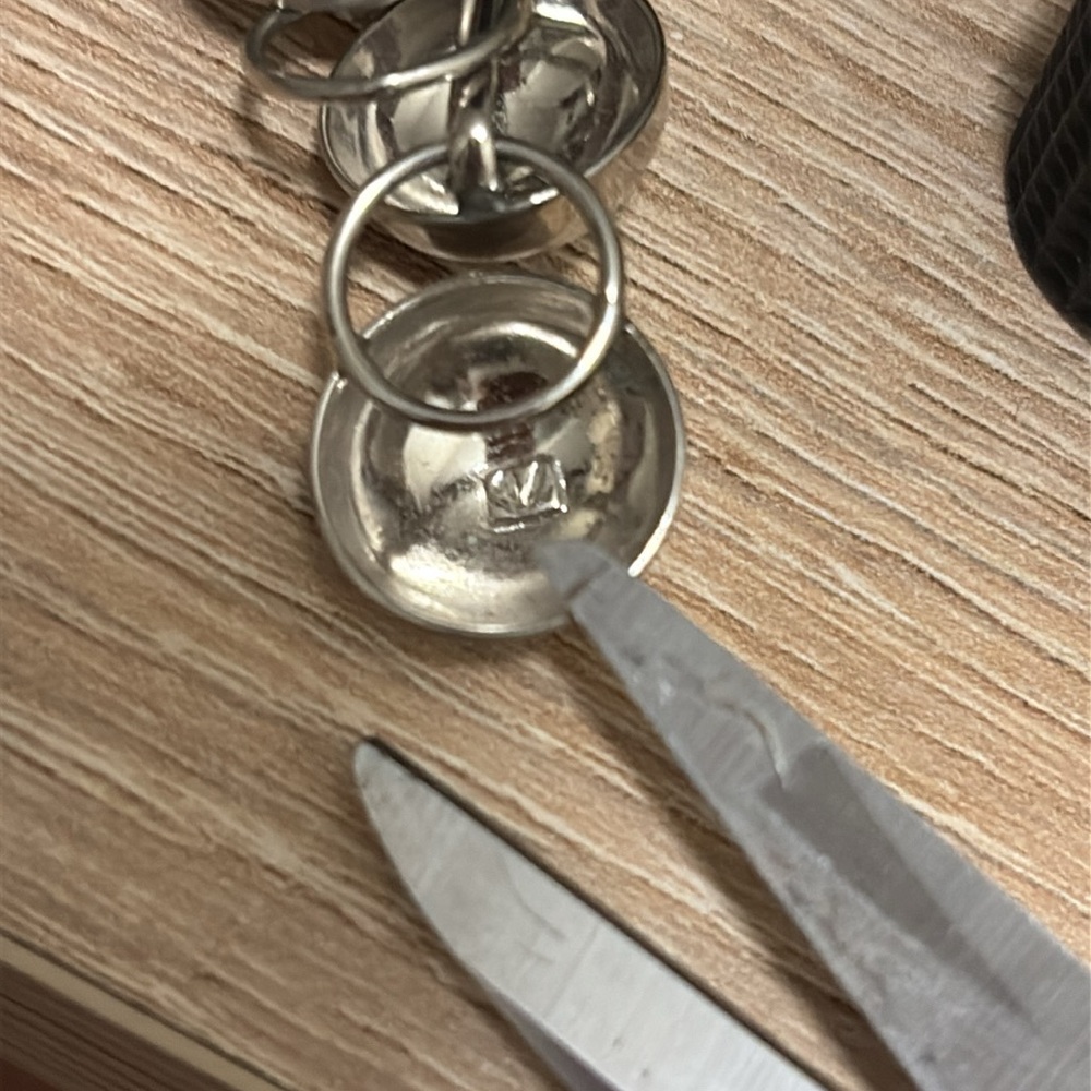 V marking ?Vendome?silver and brass tone  Y dome necklace - Picture 5 of 5